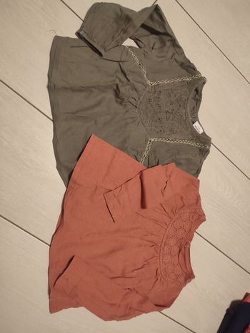2 blouses