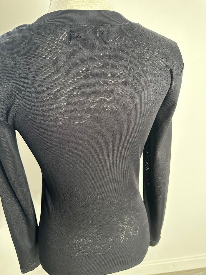 Pull noir maille ajourée fleurs Tricot Artisan Vintage T36 S - photo numéro 2