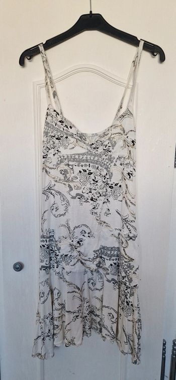 Robe femme à bretelles