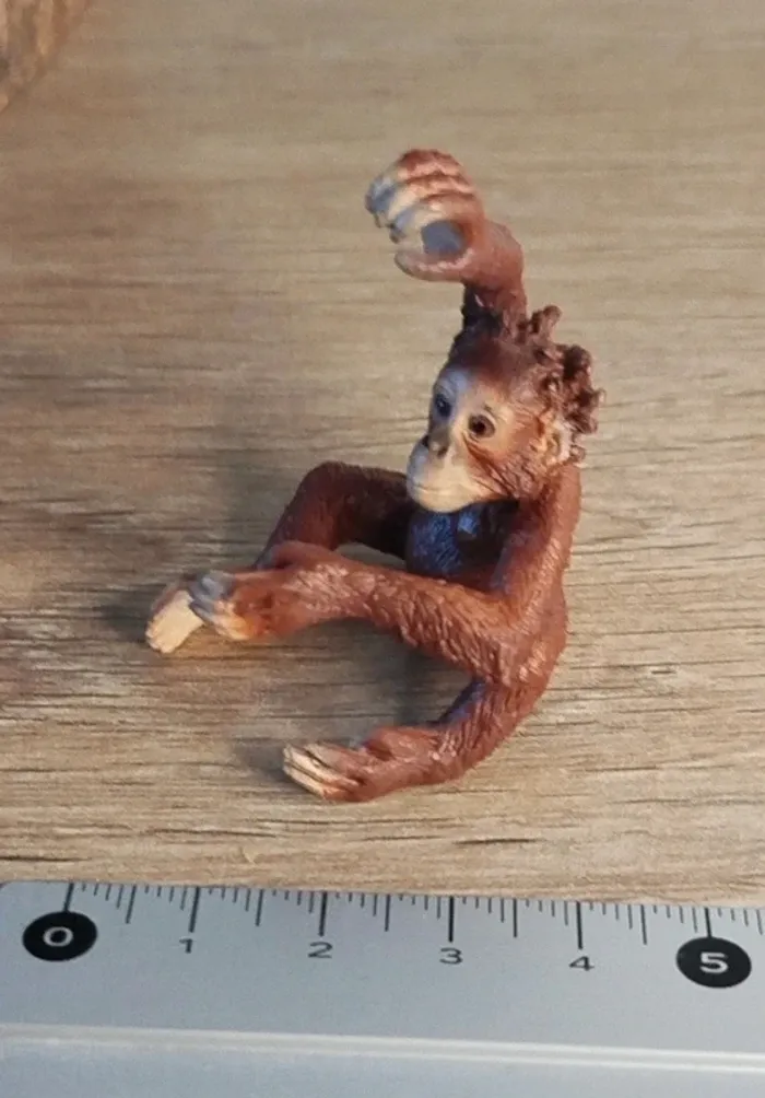 Schleich Singe jeune orang-outan Marron Figurine animal de la savane - photo numéro 5