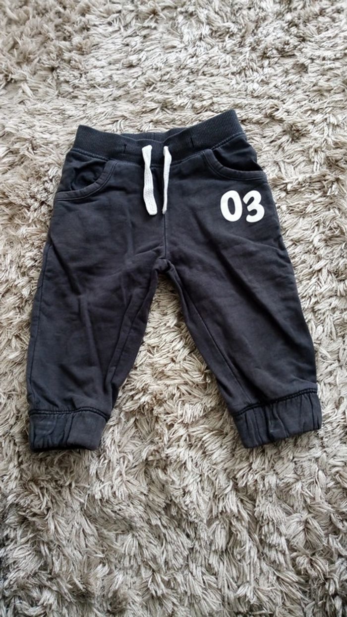 Jogging 12 mois - photo numéro 2