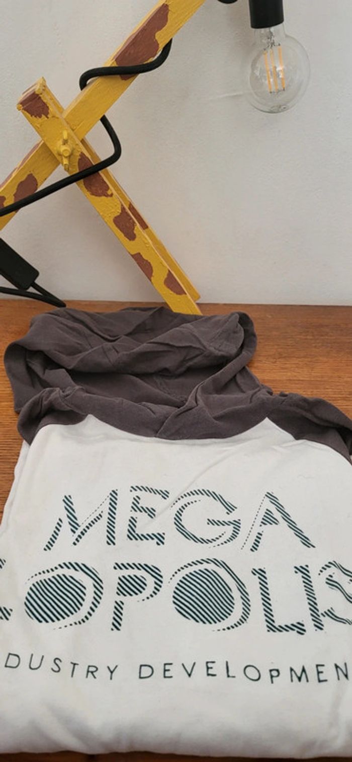 T shirt à capuche 10 ans