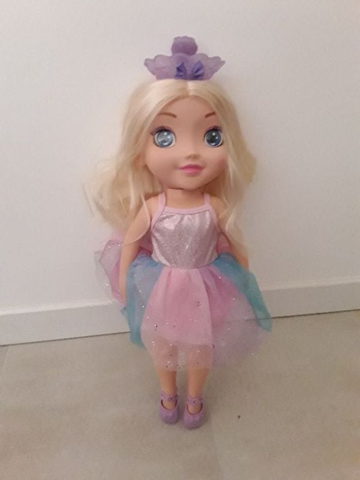 Poupée danseuse ballerine TBE