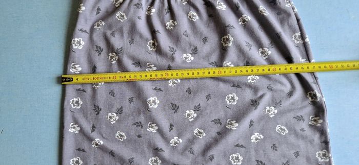 Jupe femme grise à fleurs 38/40 - photo numéro 5