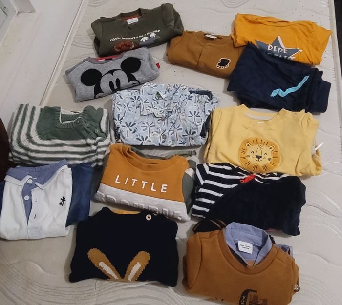 Lot vêtements bébé garçon de 0 à 18 mois  possibilité d'autre photos - photo numéro 3