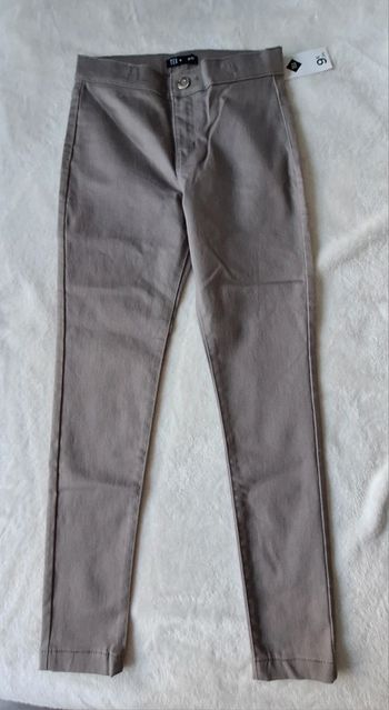 Pantalon neuf