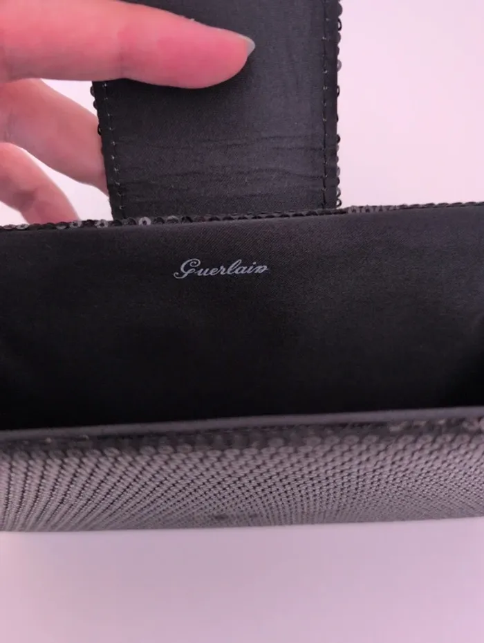 Pochette à sequins Guerlain - photo numéro 3