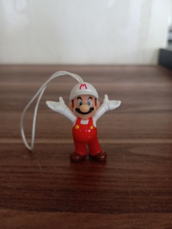 Mini Figurine Nintendo Super Mario Feu 4cm