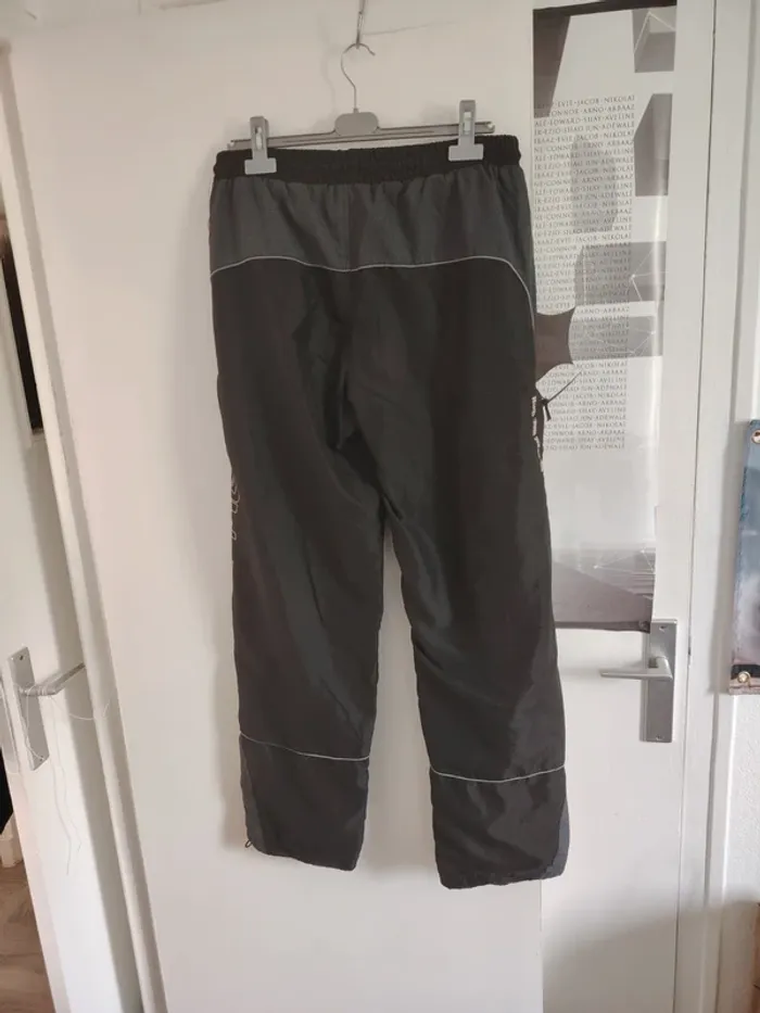 Jogging athl sport L - photo numéro 2