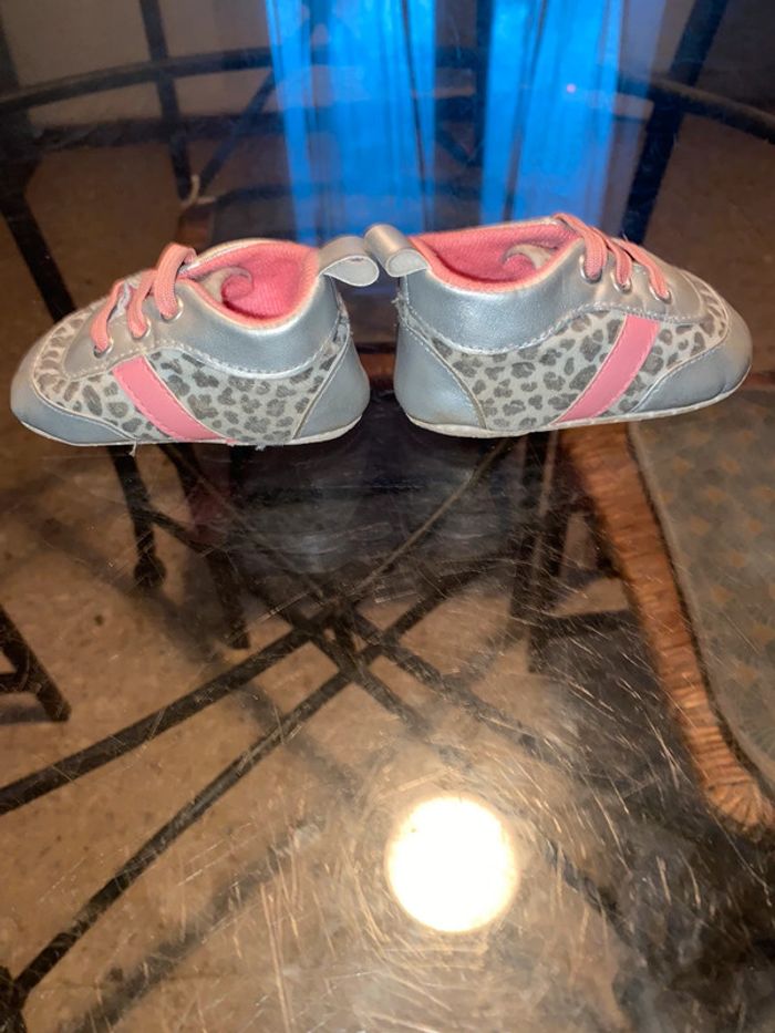 Chaussures bébé, taille 18/19. - photo numéro 5