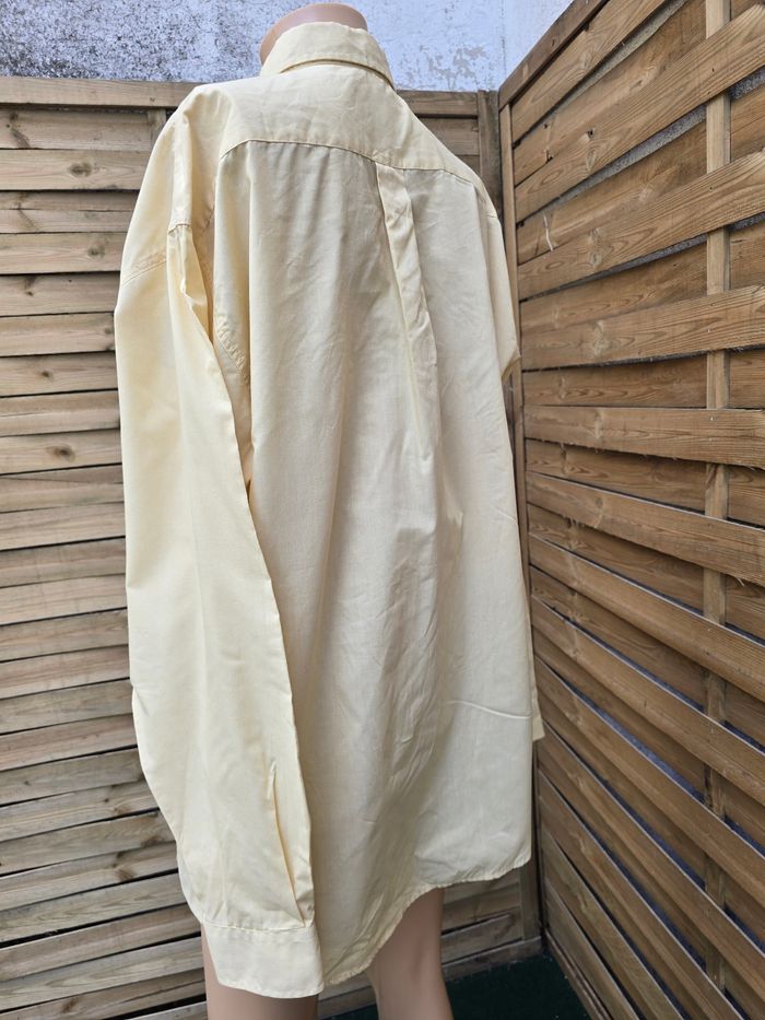 Chemise mixte jaune beurre 🍒vintage 80🍒taille jusqu'au 48 - photo numéro 2