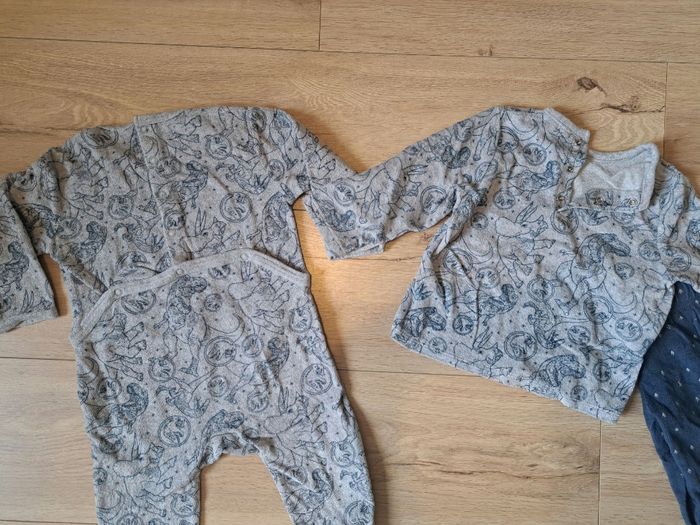 Lot pyjamas garçon jurassic world 36 mois - photo numéro 2