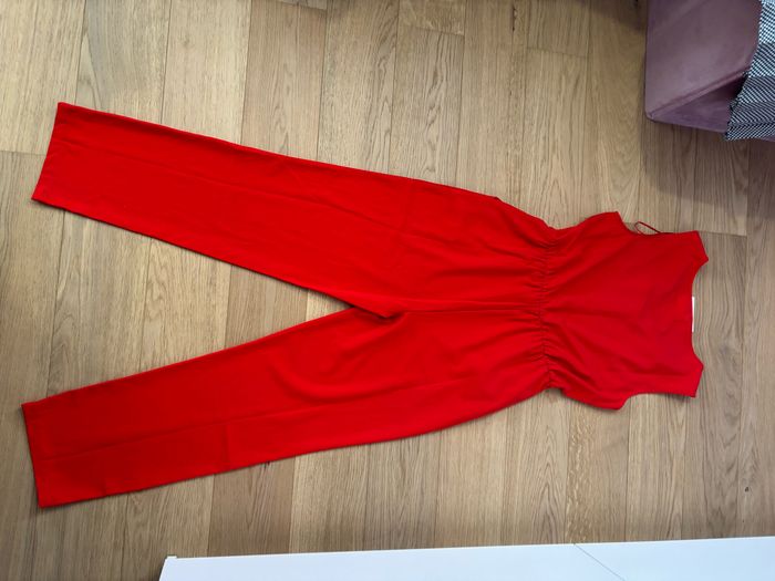 Neuve - Combinaison rouge Camaïeu 38 - photo numéro 2