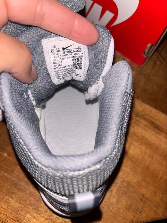 Baskets Nike P.27,5 Neuves unisex - photo numéro 7