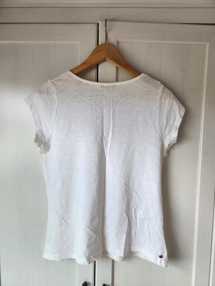 🌸NEUF tshirt brodé 36/S🌸 - photo numéro 2