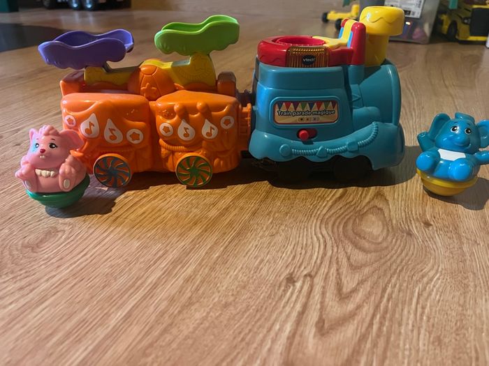 Train parade magique