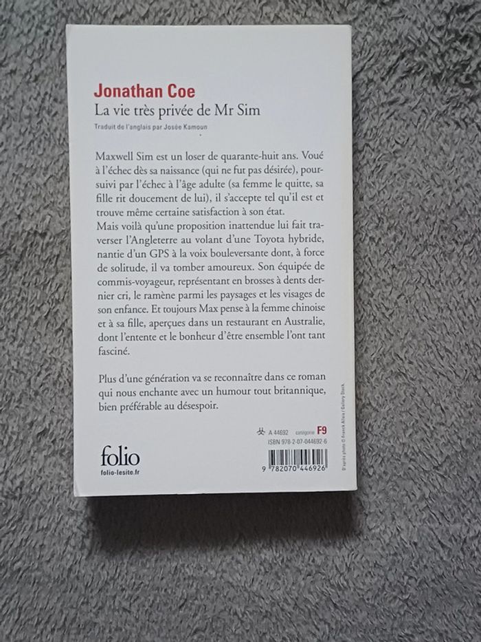 Livre La vie privée de Mr Sim - photo numéro 2