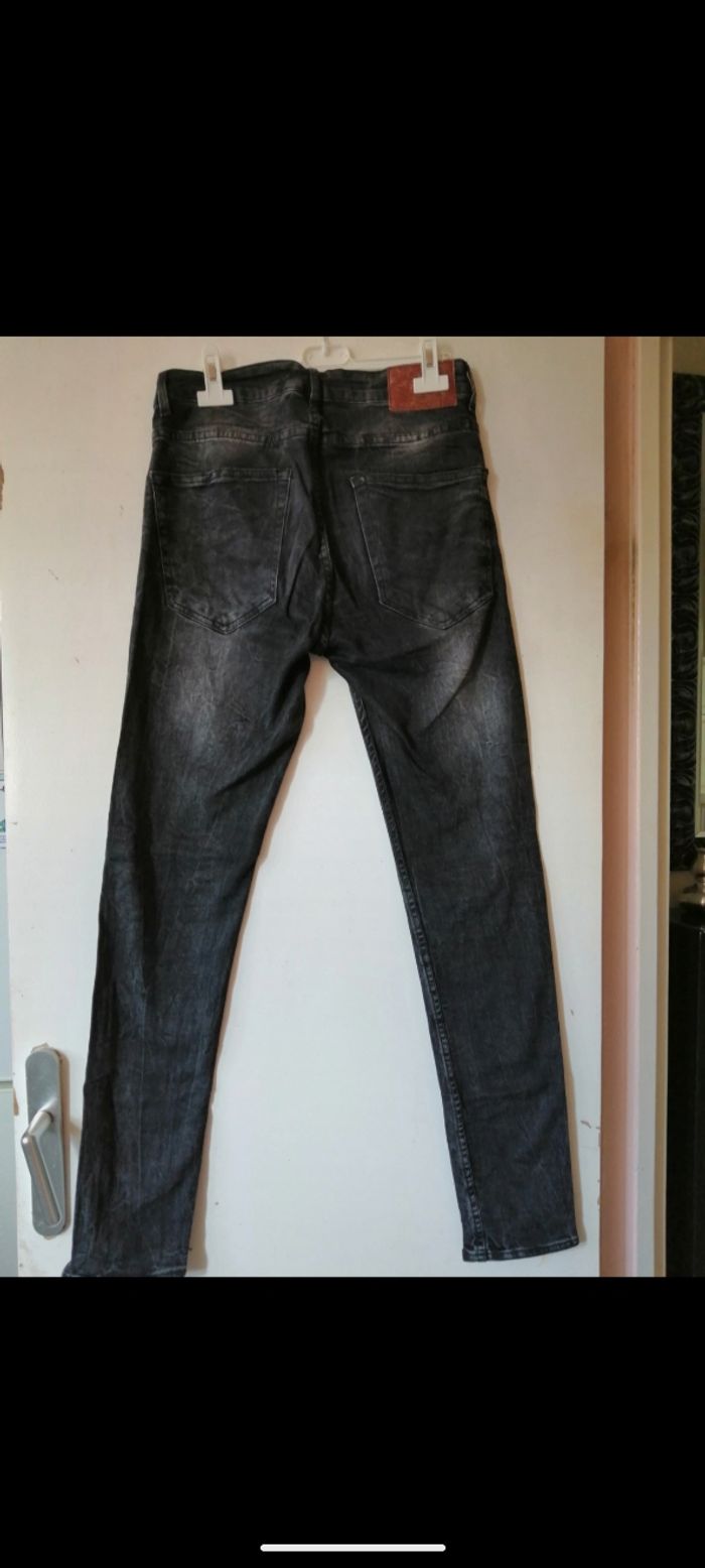 Jean Zara Man denim collection noir délavé. Taille M - photo numéro 2
