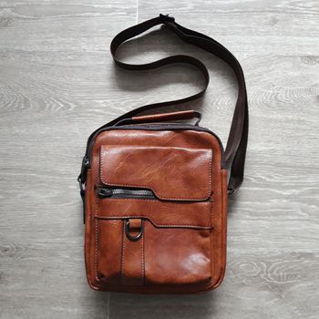 Sac à main en simili cuir