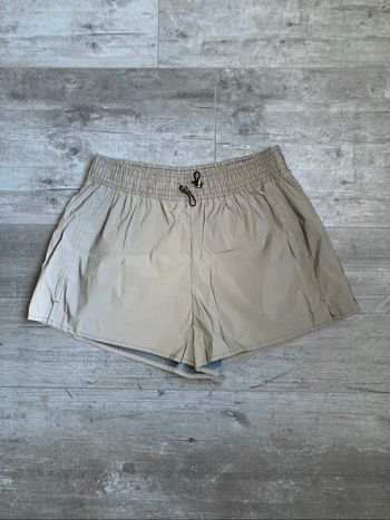 Short réfléchissant Bershka