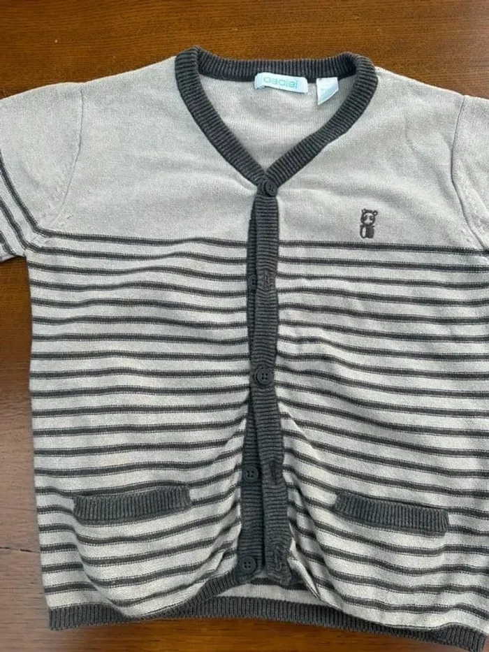 Gilet gris et beige rayé obaibi 3 ans - photo numéro 6