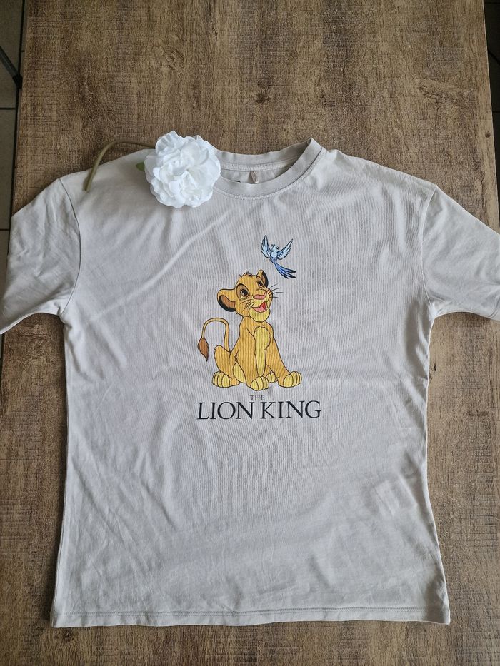 Joli tee shirt Roi Lion