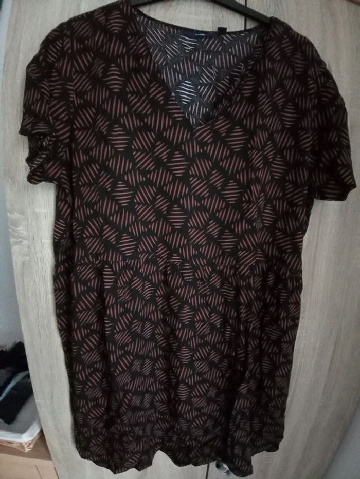 Robe Kiabi taille 46 - photo numéro 2