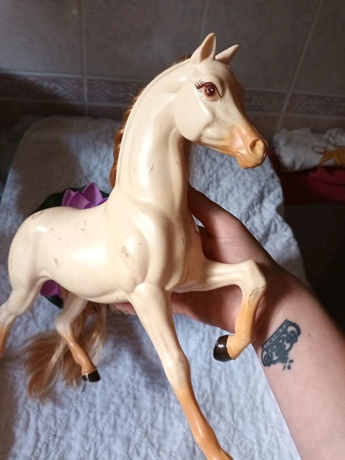 Cheval caleche raiponse 1998 barbie - photo numéro 9