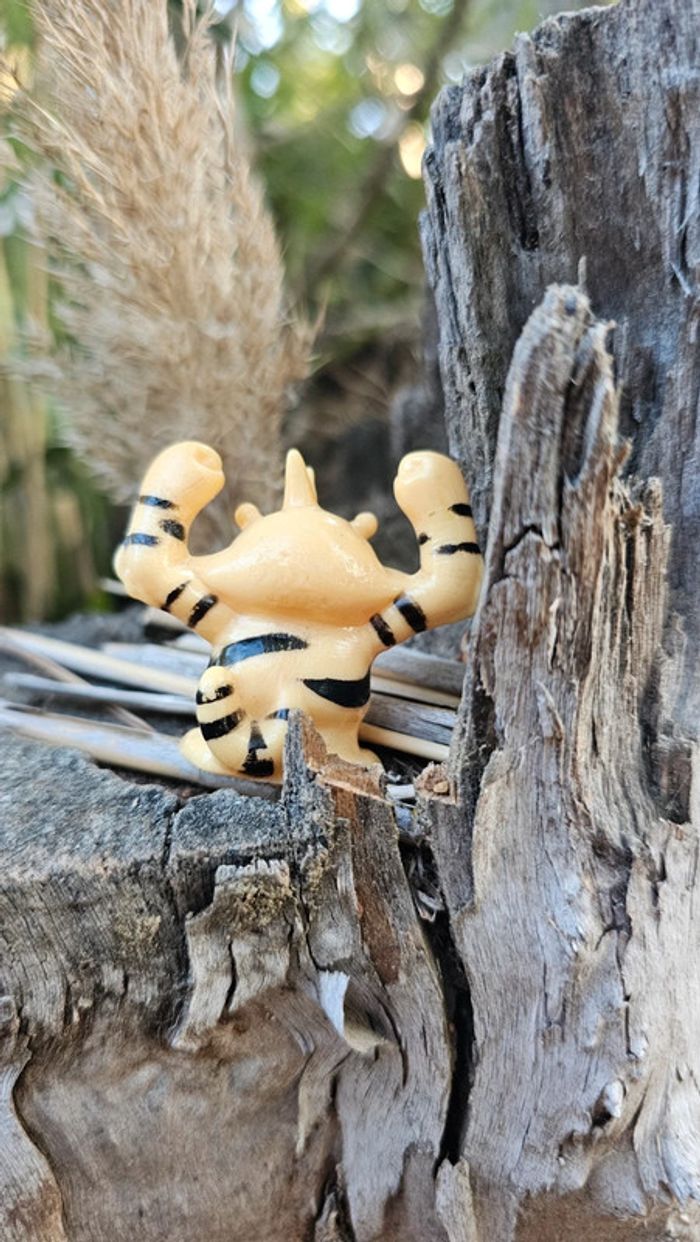 Super figurine Pokemon Nintendo bondai elektek - photo numéro 3