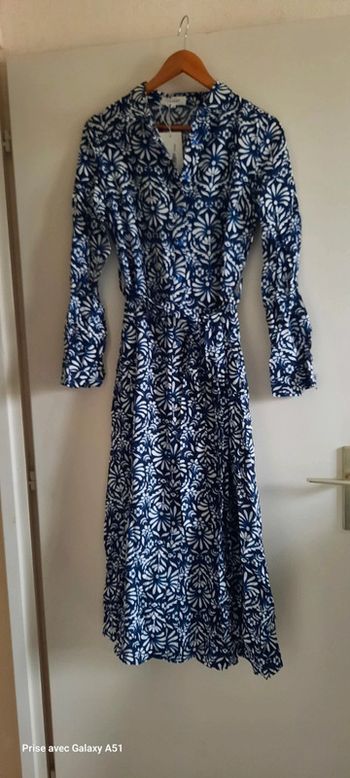 Robe Vila neuve. Taille M