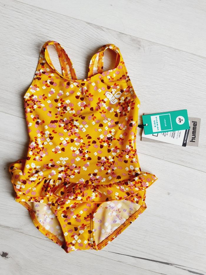 Vêtement bébé fille maillot de bain jaune Hummel 1 an 12 mois Neuf