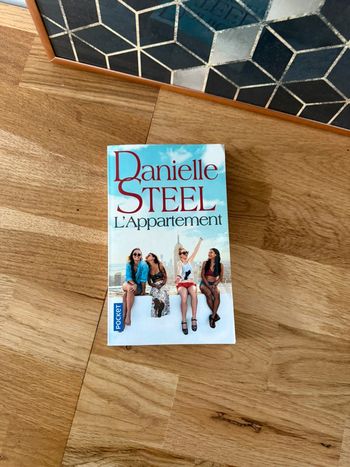 Livre Danielle Steel L’appartement