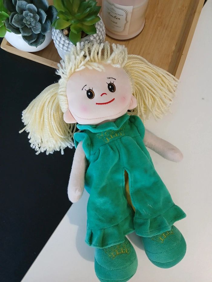 Peluche Poupée princesse 🌿💝 - photo numéro 3