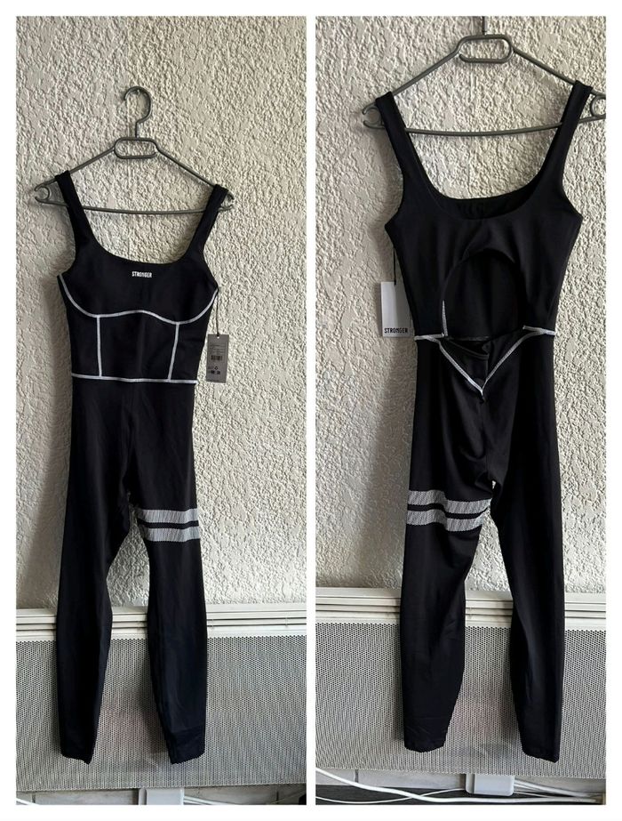 Combinaison de sport Noir neuve T S Stronger
