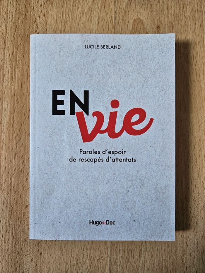 Livre témoignage En vie neuf
Paroles d'espoir et de rescapés