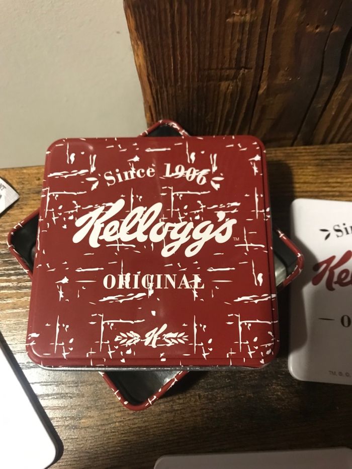 6 sous verres en métal et liège Kelloggs Original vintage - photo numéro 4