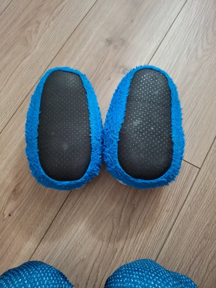 Chaussons monstres - photo numéro 3