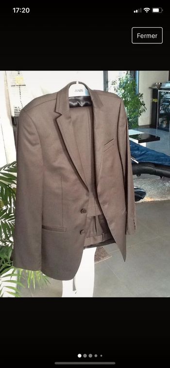 Costume marron neuf valeur 150 euros