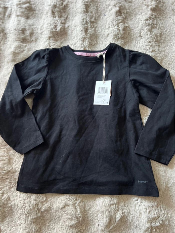Lot de 3 t-shirt longue manche fille 4/5 ans - photo numéro 3