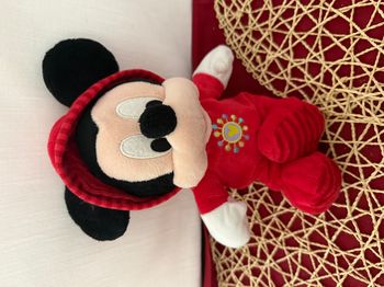 Disney Mickey la souris Peluche pyjama rouge 25 cm