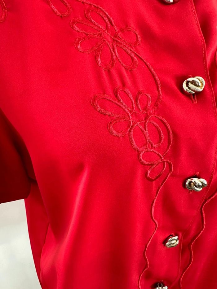 Blouse broderies rouge Vintage T38 M - photo numéro 2