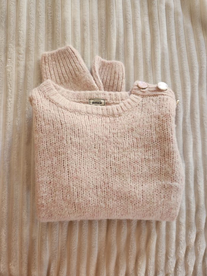 Pull rose pâle Pimkie femme – Taille XS – Boutons décoratifs – Bon état - photo numéro 5