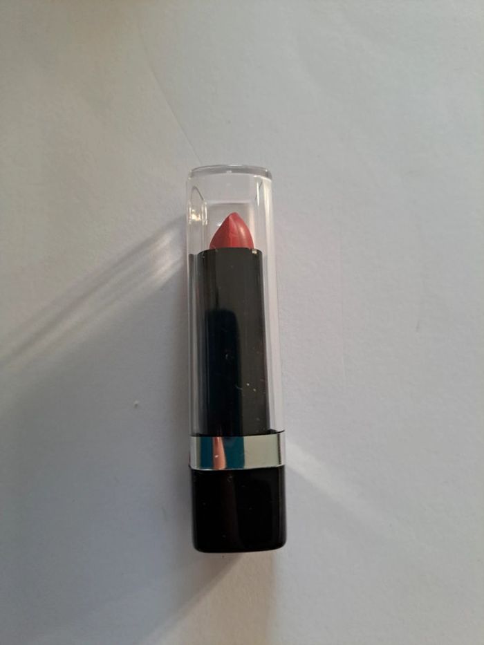 Rouge à lèvres rouge