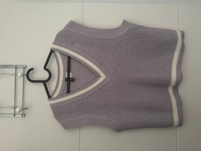 Pull sans manches col V lila H&M - photo numéro 5