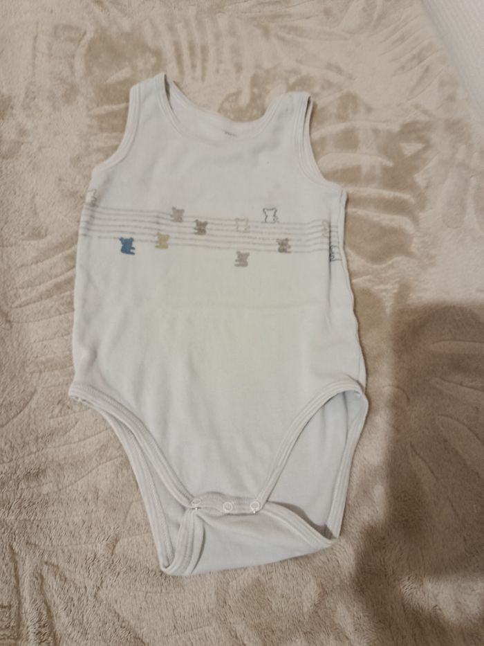 Lots de bodies - photo numéro 4