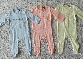 Lot 2 pyjamas