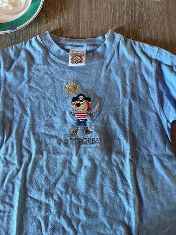 T-shirt yacht club