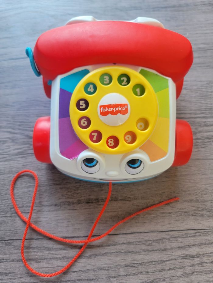 Téléphone animé fisher prince