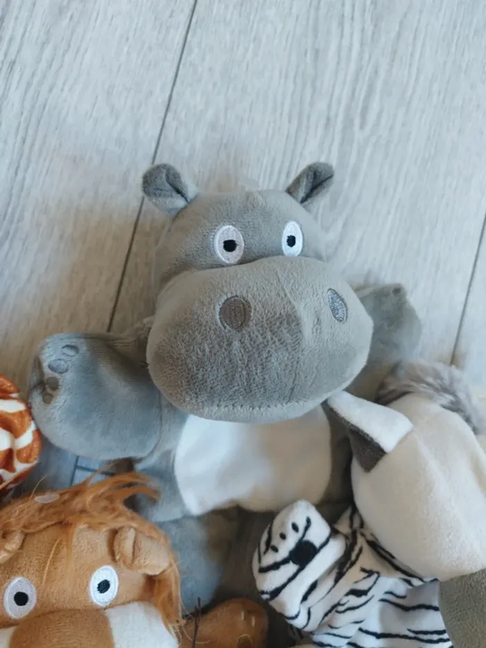 Lot peluches marionnettes - photo numéro 3