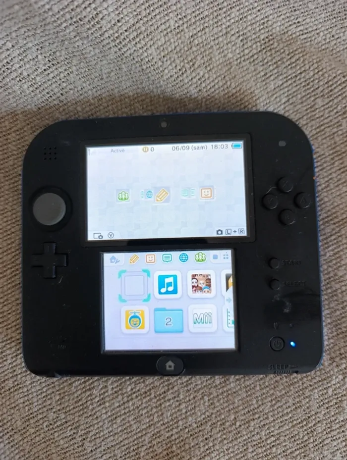 Nintendo 2ds - photo numéro 2